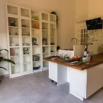 Farm Olive, Casa Jacaranda
