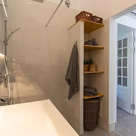 Farm Olive, Casa Jacaranda 蒙卡拉帕乔